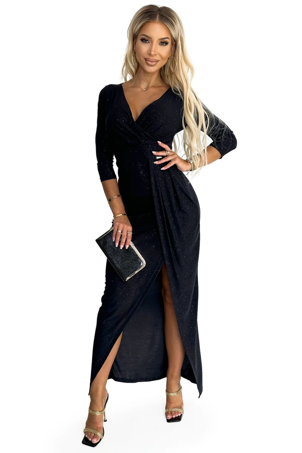 404-6 Lesklé šaty s výstřihem a rozparkem na nohavici - Černá barva