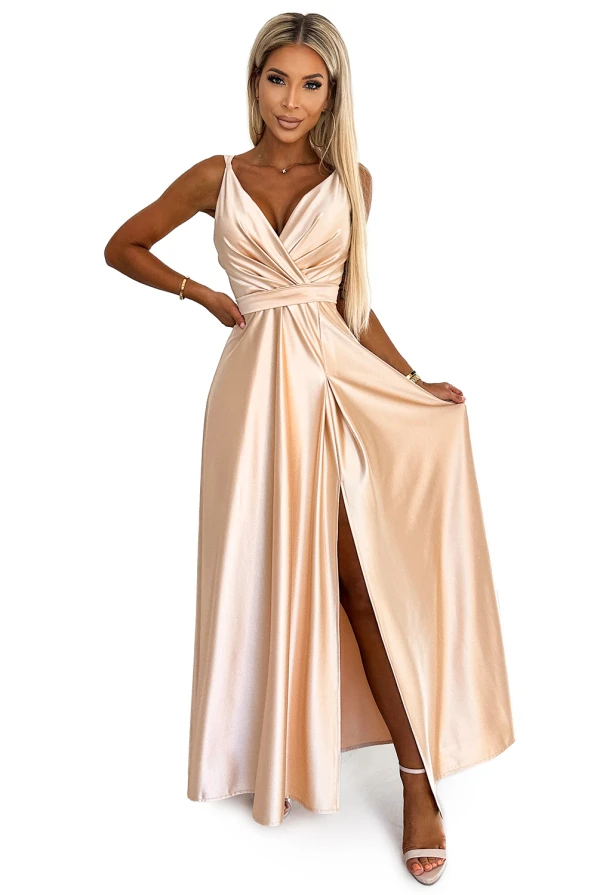 498-5 Dlouhé saténové šaty s výstřihem a dvojitými ramínky - zlaté